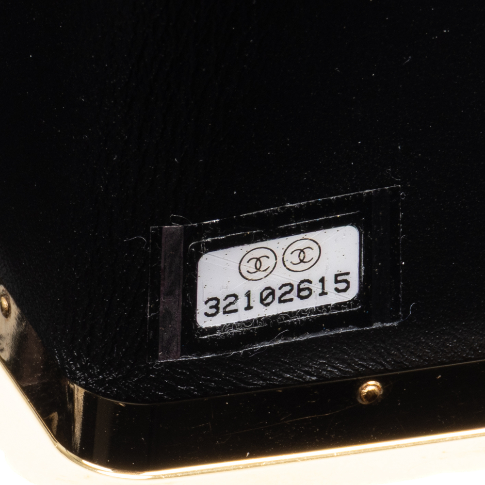 Chanel Lock Frame Vanity Case - Picture 12 of 12